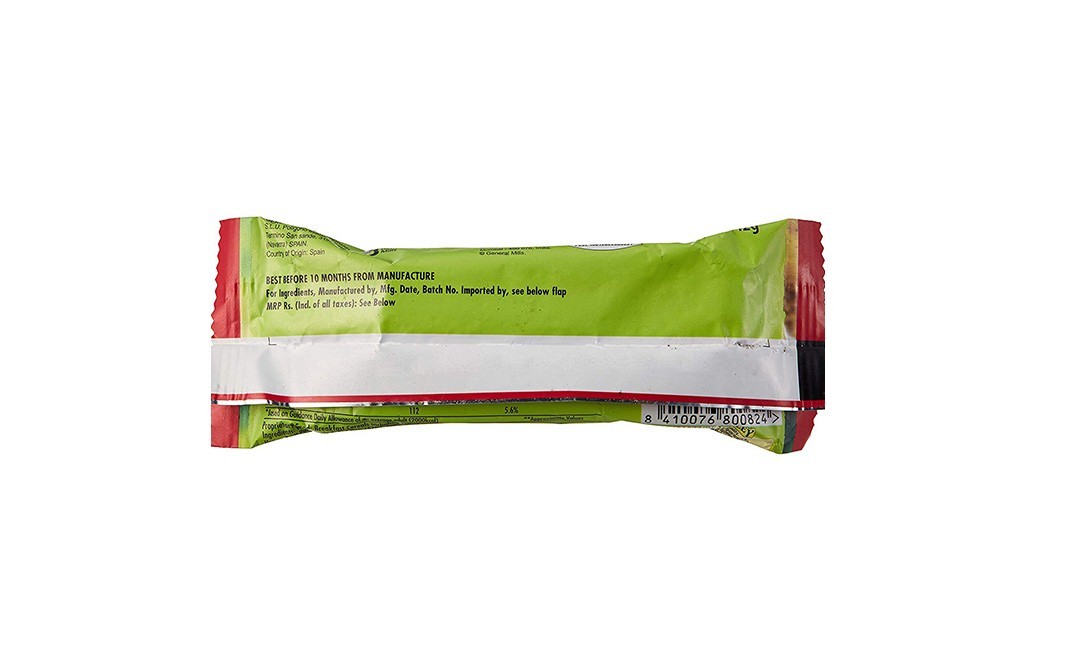 Nature Valley Crunchy Granola Bars. Oats & Berries   Pack  42 grams